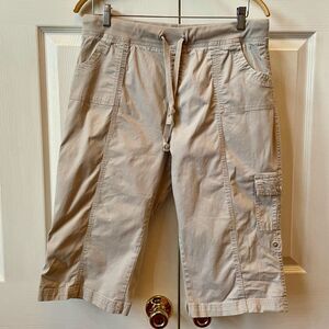 Women’s Tan Cargo Shorts Size 14P